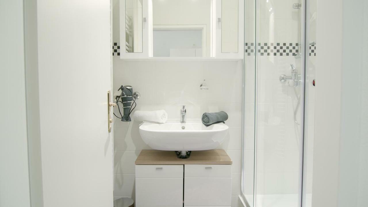 Lotus Apartment Wien Ngoại thất bức ảnh